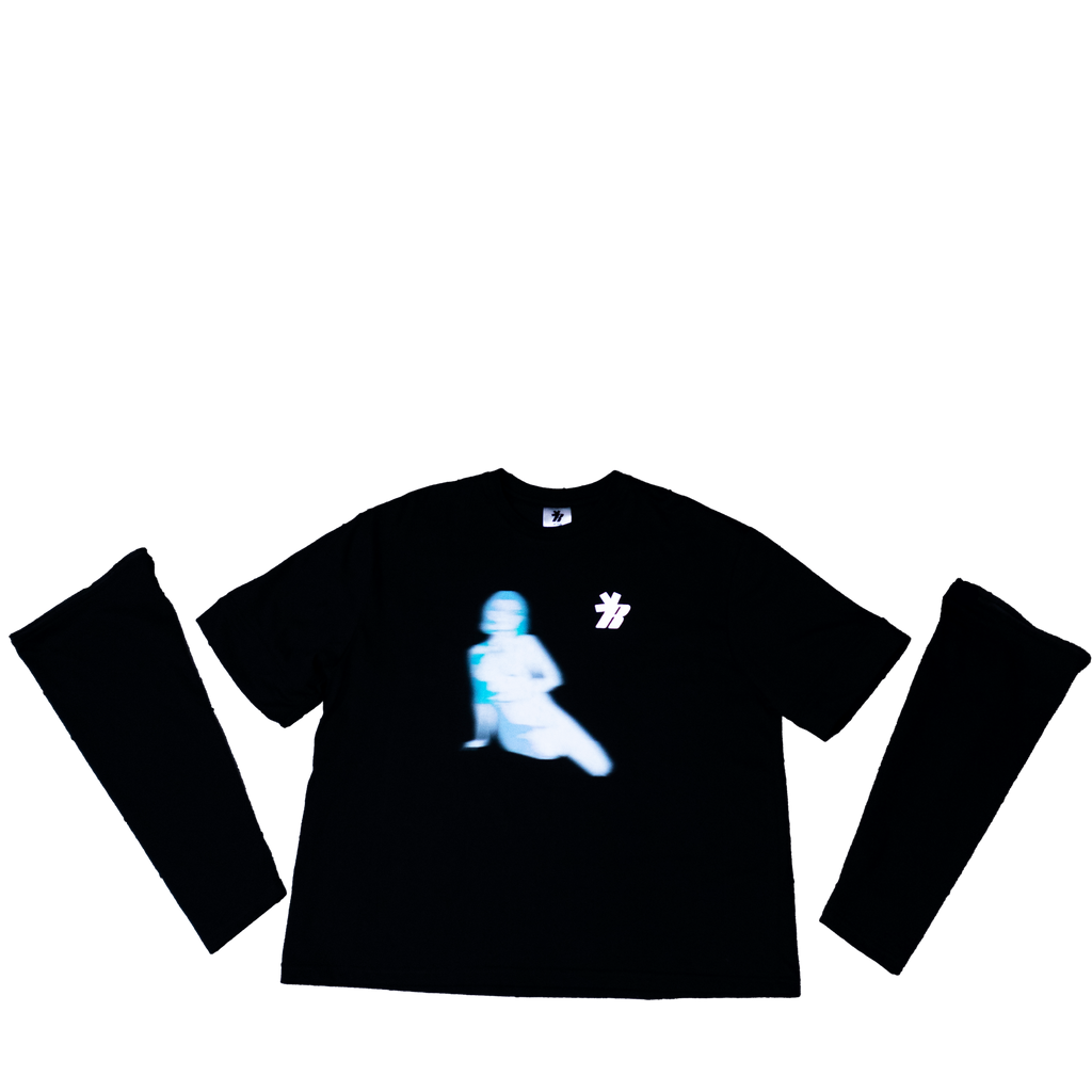 FEMME FATALE LONGSLEEVE TEE+